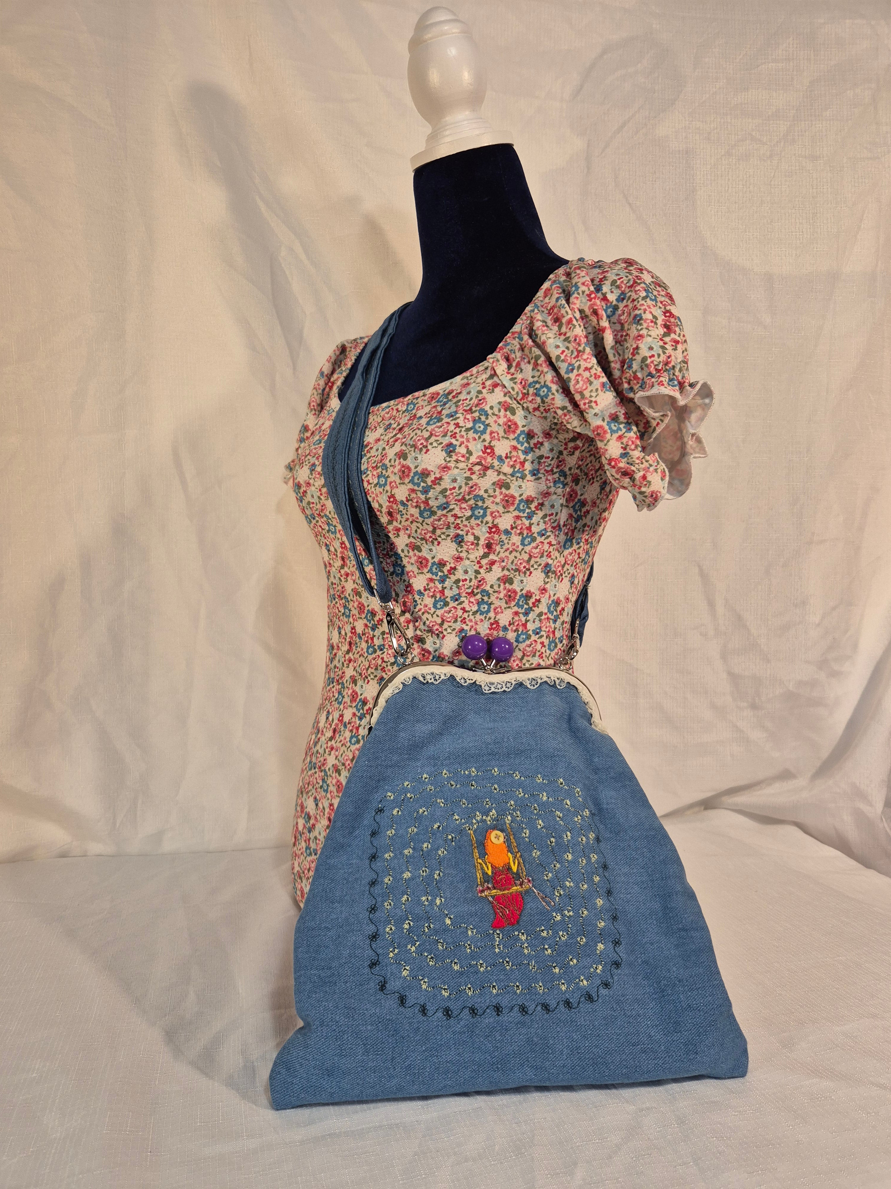 Daydream Swing Crossbody