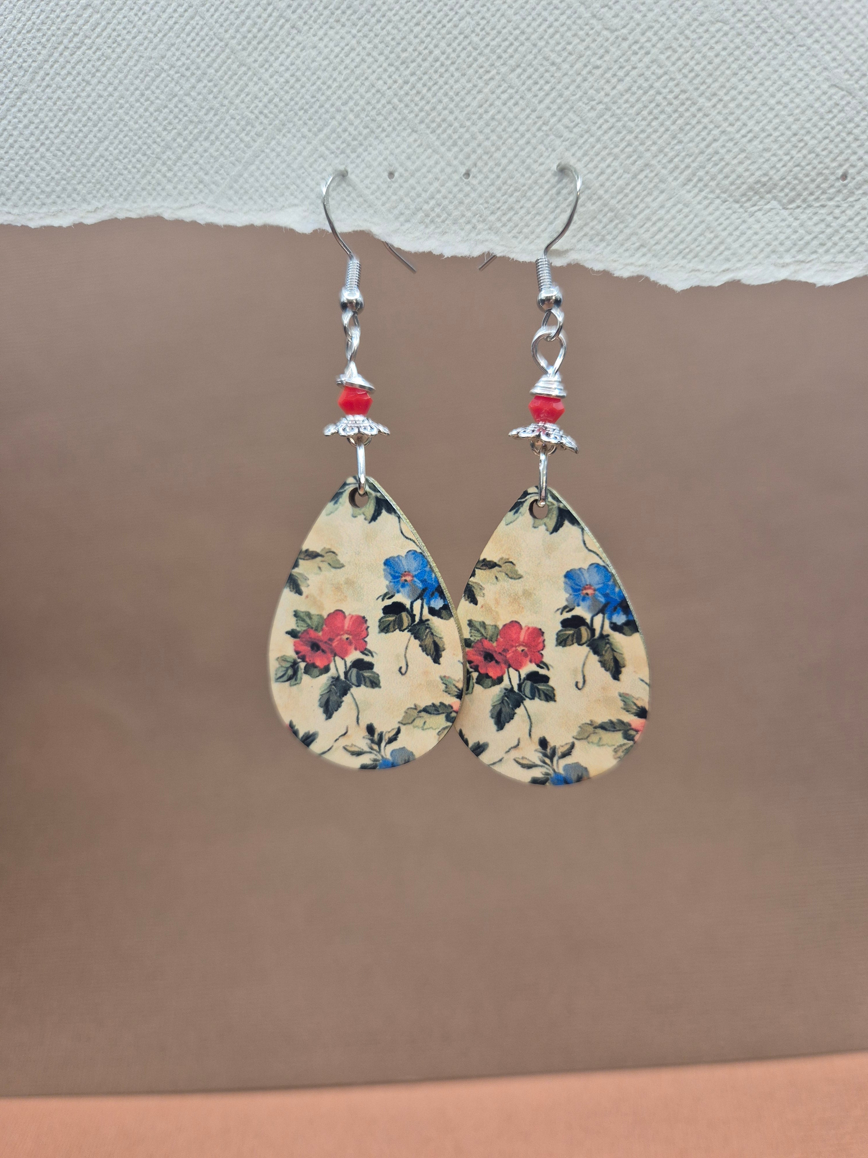 Vintage Botanical Teardrop Earrings – Red Bead