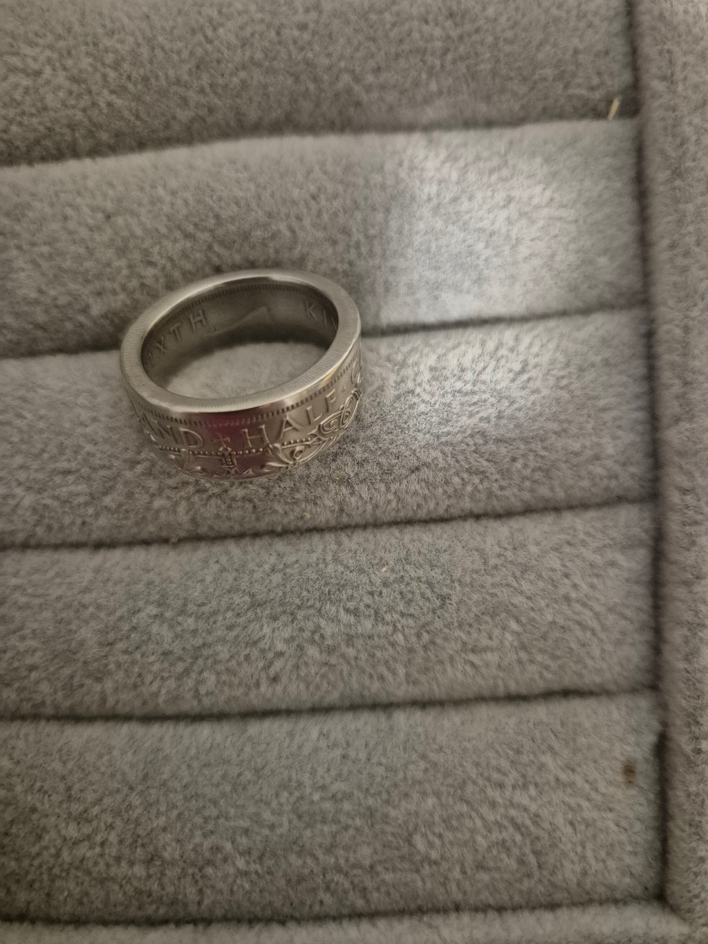 New Zealand Half Crown Coin Ring – 1950 | US Size 11 | Copper-Nickel